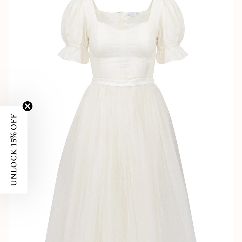 Ivy City Co Ivory Puff-Sleeve Maxi Dress